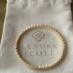 Kendra Scott bangle bracelet